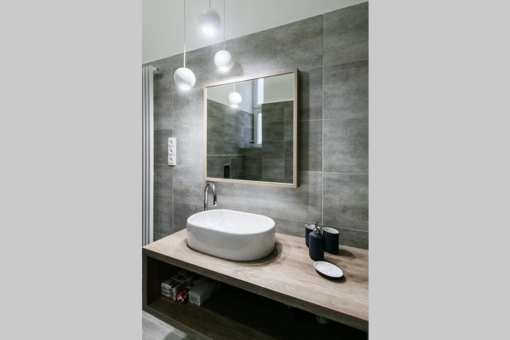 Your Gorgeous And Spacious Dream Home Free Parking Budapeste Exterior foto